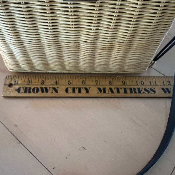 Kate Spade NWOT Spring Summer Wicker Rattan Purse Tote with Floral Cotton Liner - Picture 7 of 9